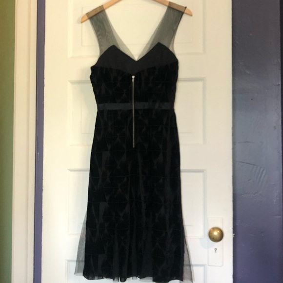 TRACY REESE Black Velvet Knee-Length Dress, Size 2 - Picture 3 of 8